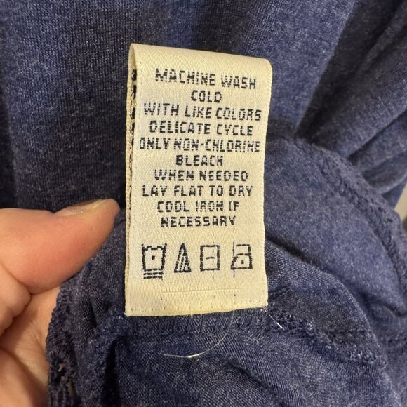 Max Studio XL Navy Blue Tunic Top Lace Trim Details Scoop Neck 3/4 Sleeves EUC - Picture 6 of 7